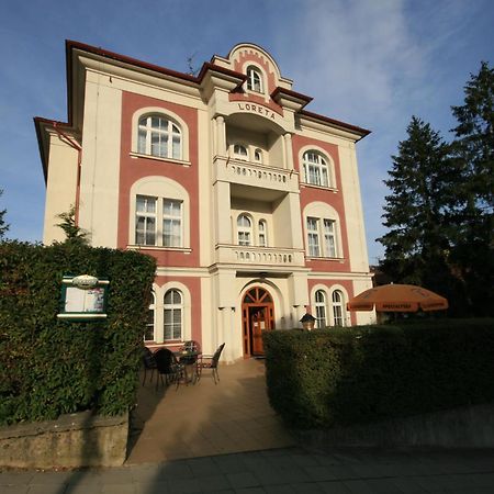 Penzion Loreta Hotel Luhačovice Kültér fotó